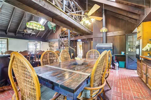 Dining - 13835 Ricks Is, Crystal River, FL 34429 photo 2 of 2