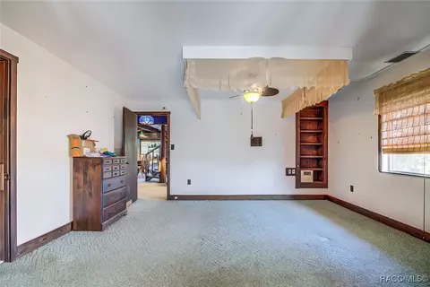 Bedroom - 13835 Ricks Is, Crystal River, FL 34429 photo 3 of 7