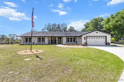 2400 E Hampshire St, Inverness, FL 34453