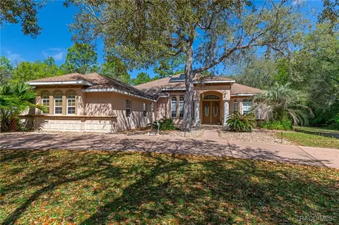 2261 W Begonia Dr, Beverly Hills, FL 34465