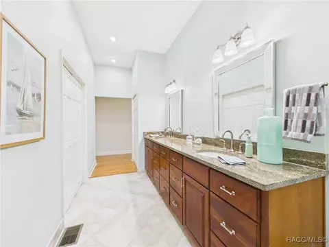 Bath - 3944 N Pine Valley Loop, Lecanto, FL 34461 photo 2 of 9