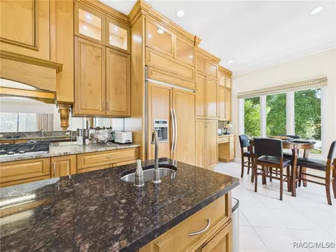 Kitchen - 3944 N Pine Valley Loop, Lecanto, FL 34461 photo 7 of 8