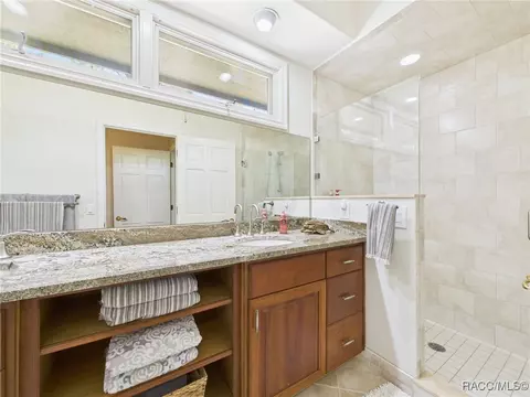 Bath - 3944 N Pine Valley Loop, Lecanto, FL 34461 photo 6 of 9