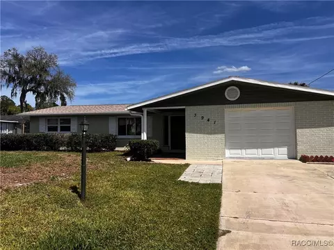 3941 N Seminole Pt, Crystal River, FL 34428