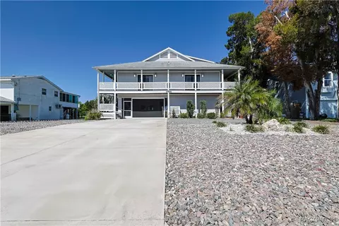 1740 NW 20th Ave, Crystal River, FL 34428