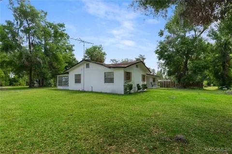 Exterior - 5190 N Dewey Way, Hernando, FL 34442 photo 6 of 9