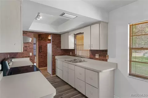 Kitchen - 5190 N Dewey Way, Hernando, FL 34442 photo 1 of 3