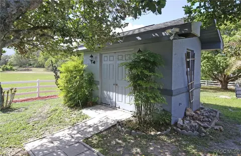 1095 E Triple Crown Loop, Hernando, FL 34442 photo 25