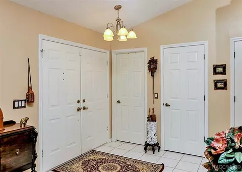 1095 E Triple Crown Loop, Hernando, FL 34442 photo 6