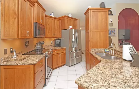 1095 E Triple Crown Loop, Hernando, FL 34442 photo 10