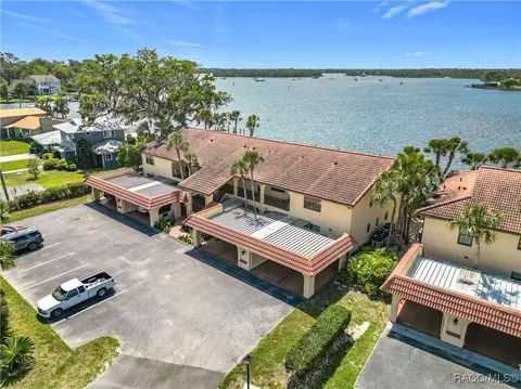 391 NW 14th Pl, Crystal River, FL 34428