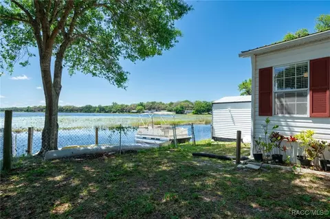3818 N Webb Pt, Hernando, FL 34442 photo 2