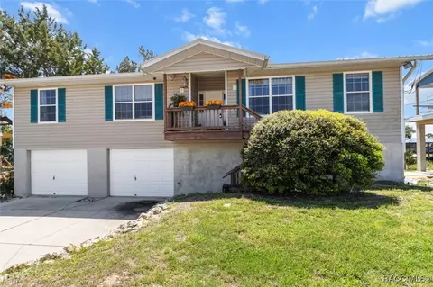 11798 W Coquina Ct, Crystal River, FL 34429