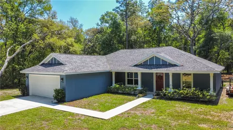 10206 N Athenia Dr, Citrus Springs, FL 34434