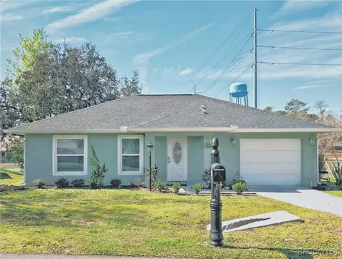 908 W Art Carney Pl, Beverly Hills, FL 34465