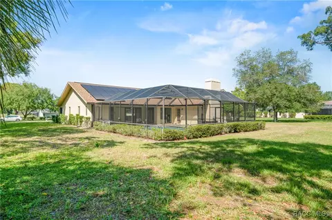 690 E Ireland Ct, Hernando, FL 34442 photo 4