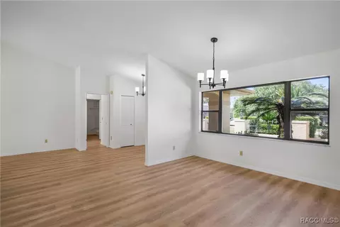 690 E Ireland Ct, Hernando, FL 34442 photo 9