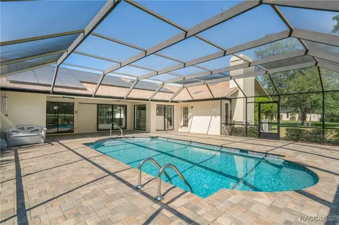 690 E Ireland Ct, Hernando, FL 34442 photo 2