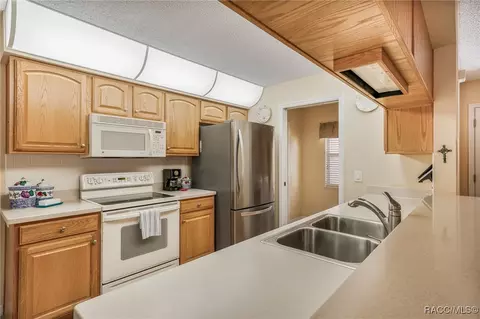 1461 W Redding St, Hernando, FL 34442 photo 11