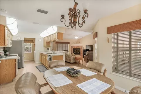 1461 W Redding St, Hernando, FL 34442 photo 9