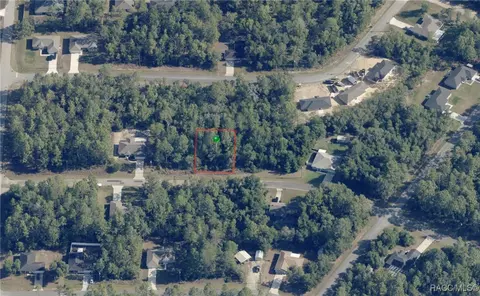 3333 W Edison Pl, Citrus Springs, FL 34434