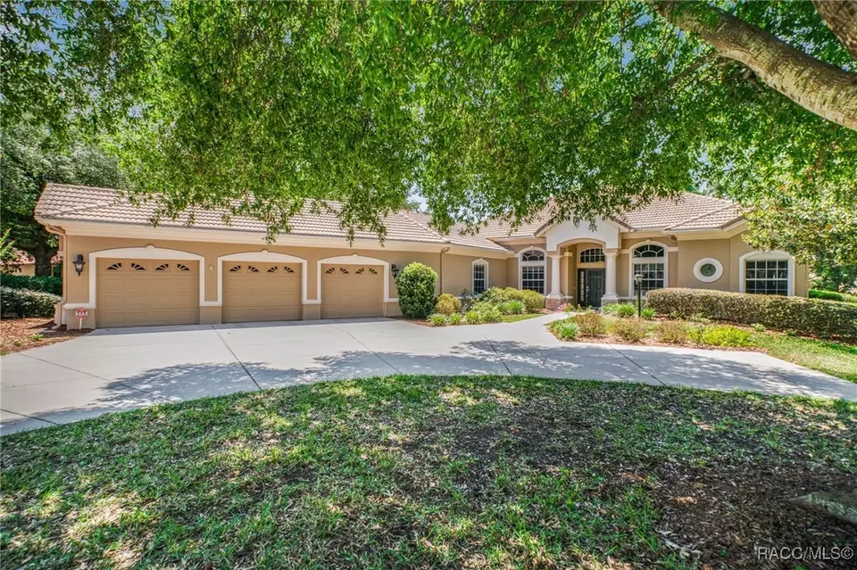 Exterior - 1993 N Eagle Chase Dr, Hernando, FL 34442 photo 1 of 6