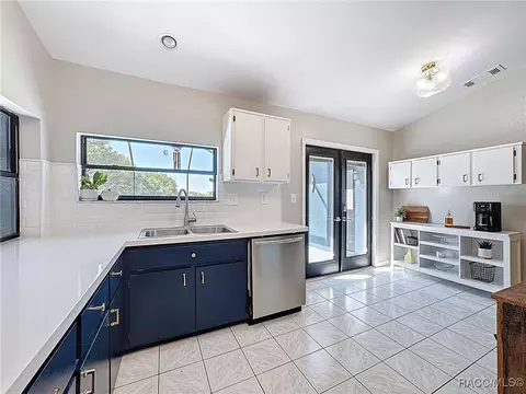 Kitchen - 183 Hague Ct, Spring Hill, FL 34606 photo 3 of 6