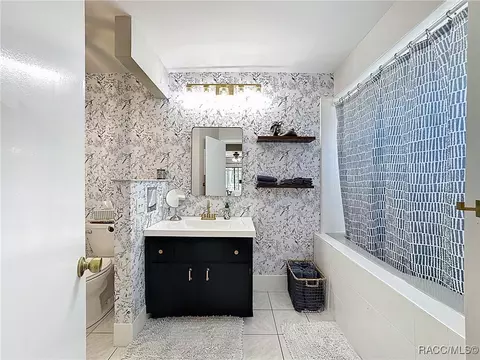 Bath - 183 Hague Ct, Spring Hill, FL 34606 photo 1 of 5
