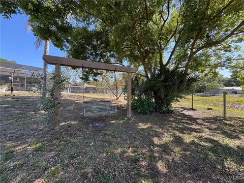 Exterior - 183 Hague Ct, Spring Hill, FL 34606 photo 16 of 20