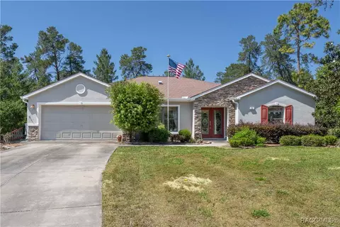 9 Geranium Ct W, Homosassa, FL 34446
