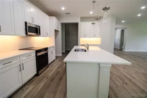 Kitchen - 1188 W Tacoma St, Hernando, FL 34442 photo 2 of 3