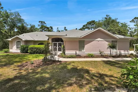 3153 N Stirrup Dr, Beverly Hills, FL 34465