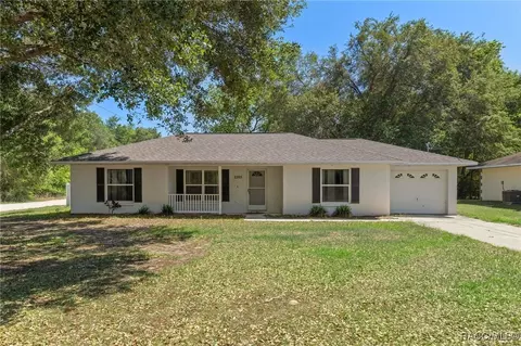 2205 Bluegrass St, Inverness, FL 34453