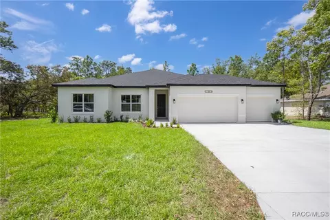 13 Black Willow St, Homosassa, FL 34446