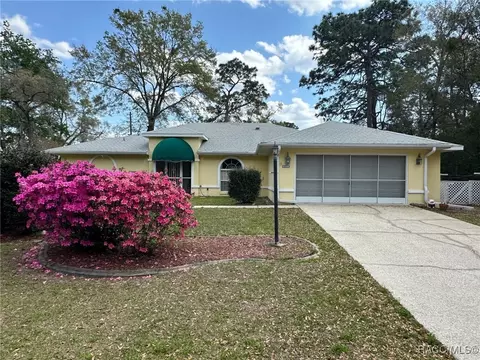 2984 W Gardenia Dr, Citrus Springs, FL 34434
