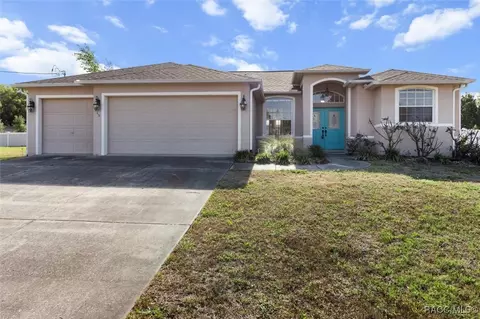 915 N Fox Meadow Ter, Crystal River, FL 34429