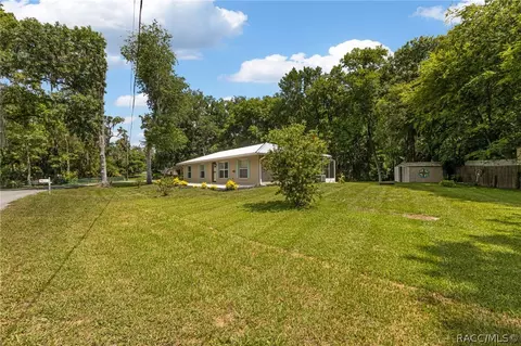 Exterior - 199 Mastadon Dr, Inglis, FL 34449 photo 11 of 14