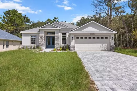 12 Woodfield Cir, Homosassa, FL 34446