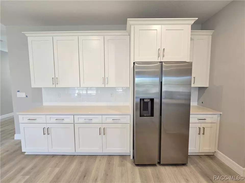 Kitchen - 2645 N Annapolis Ave, Hernando, FL 34442 photo 11 of 16