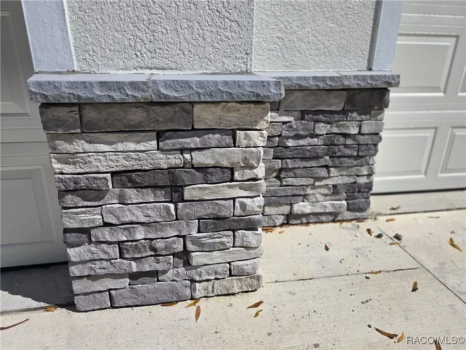 Exterior - 2645 N Annapolis Ave, Hernando, FL 34442 photo 7 of 21
