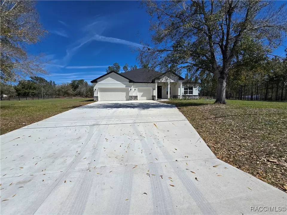 Exterior - 2645 N Annapolis Ave, Hernando, FL 34442 photo 20 of 21