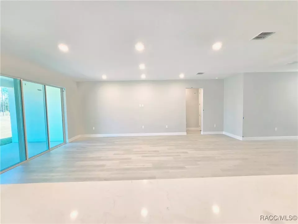 Living - 2645 N Annapolis Ave, Hernando, FL 34442 photo 6 of 8