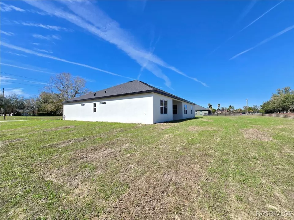 Exterior - 2645 N Annapolis Ave, Hernando, FL 34442 photo 9 of 21