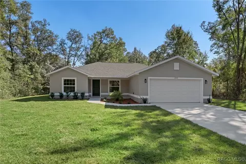 7018 N Foxdale Dr, Citrus Springs, FL 34434