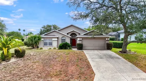 5694 W Hunters Ridge Cir, Lecanto, FL 34461