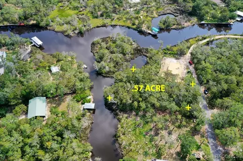6755 S Beagle Dr, Homosassa, FL 34448