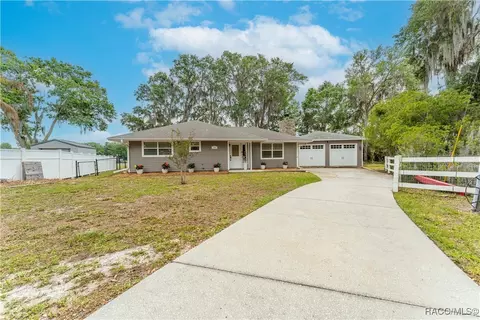 525 Elm Ct, Inverness, FL 34450