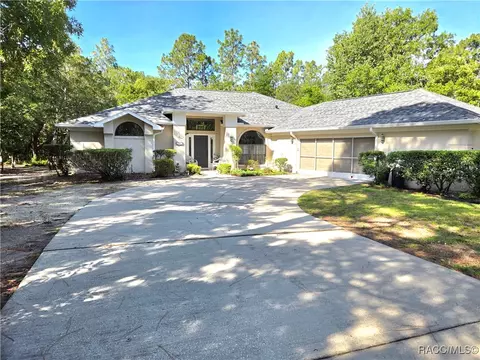 14 Spruce Pine Ct S Ct S, Homosassa, FL 34446