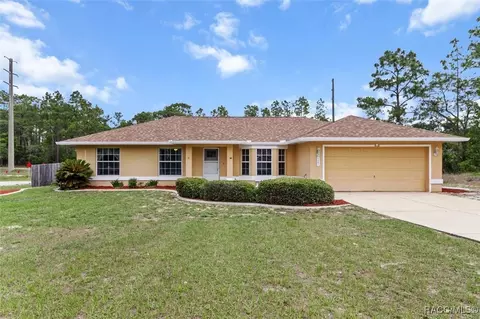 3267 W Wilhelm St, Citrus Springs, FL 34433