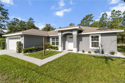 9826 N Stafford Dr, Citrus Springs, FL 34433